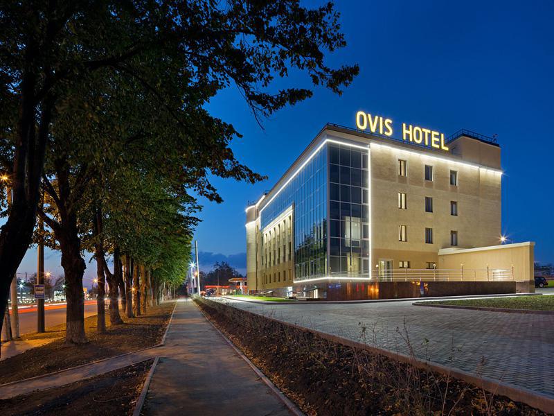 Ovis Hotel Charkiw Exterior foto